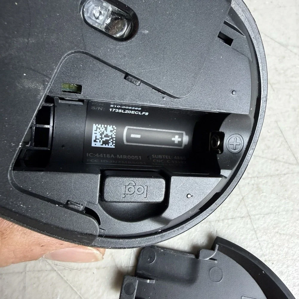 Logitech M330 SILENT Wireless Optical Mouse with USB Nano Receiver (USED)